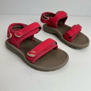 Olukai Sandals Girl's Size 11/12 Pahu Fuchsia Graphite Walking Adjustable
